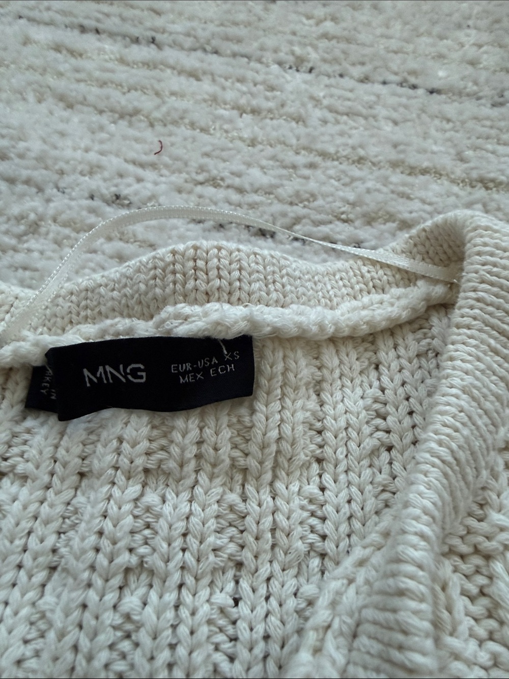 Mango Sweater - Picture 2 of 3